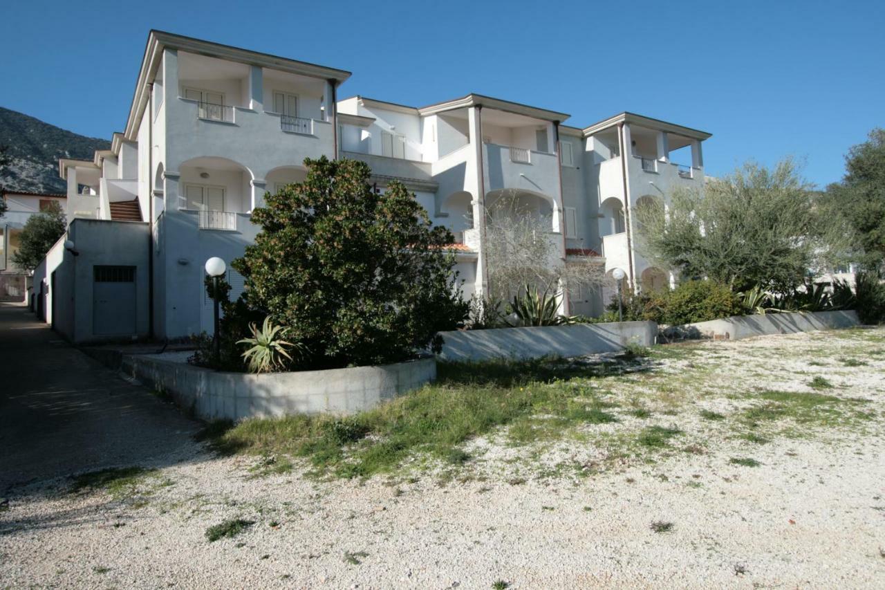 Stella Del Mare Apartment Cala Gonone Exterior photo